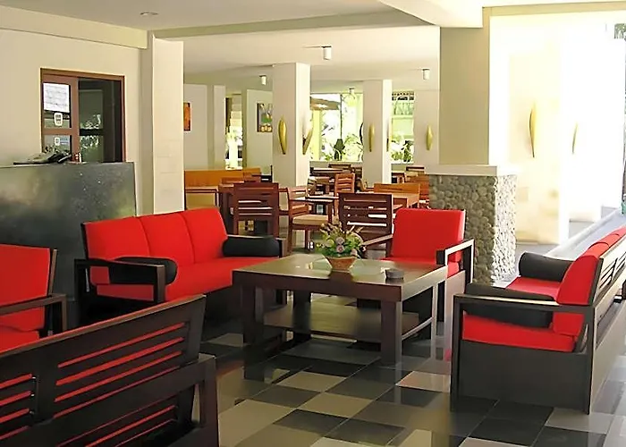Fourteen Roses Hotel